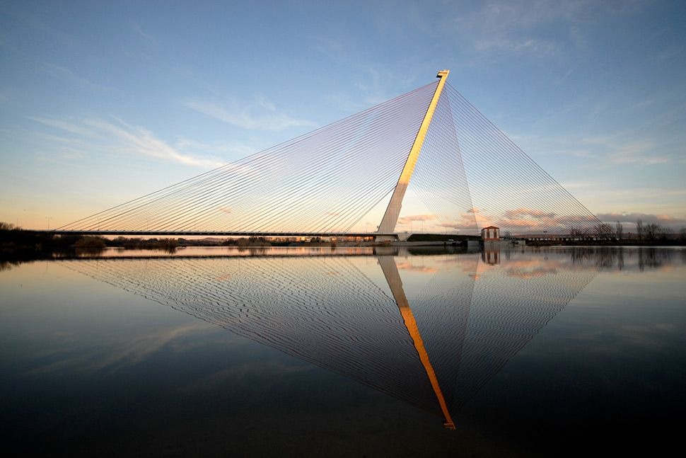 Puente de Castilla La Mancha sobre el río Tajo en Talavera
